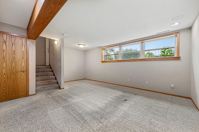 2604 26th Street NW, Rochester, MN 55901