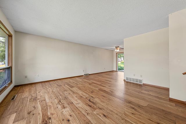 2604 26th Street NW, Rochester, MN 55901