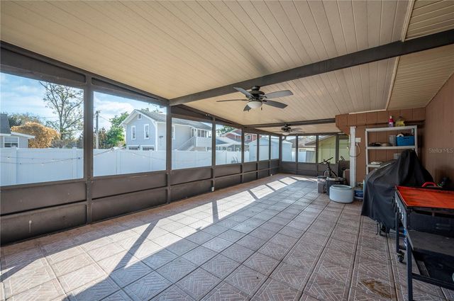 219 E BEACON ROAD, Lakeland, FL 33803