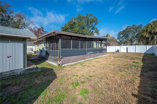 219 E BEACON ROAD, Lakeland, FL 33803