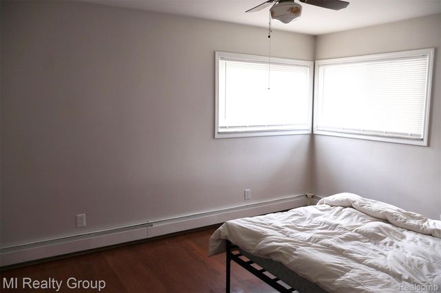 24800 Campbell Avenue, Warren, MI 48089