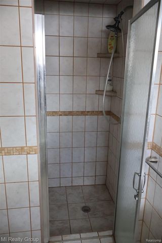 24800 Campbell Avenue, Warren, MI 48089