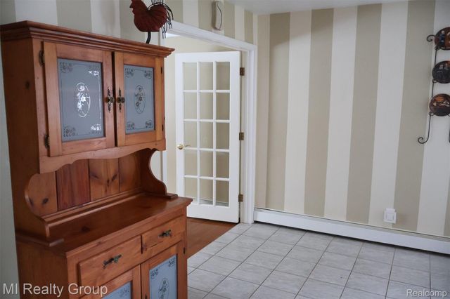 24800 Campbell Avenue, Warren, MI 48089