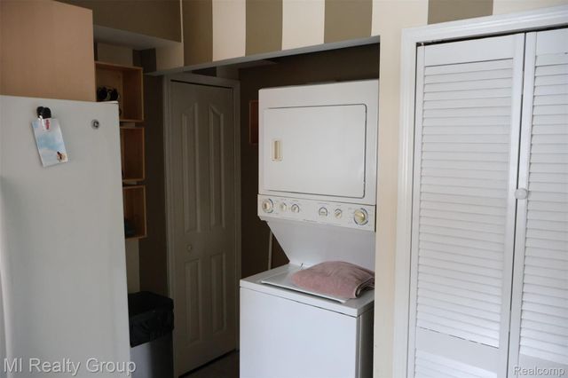 24800 Campbell Avenue, Warren, MI 48089