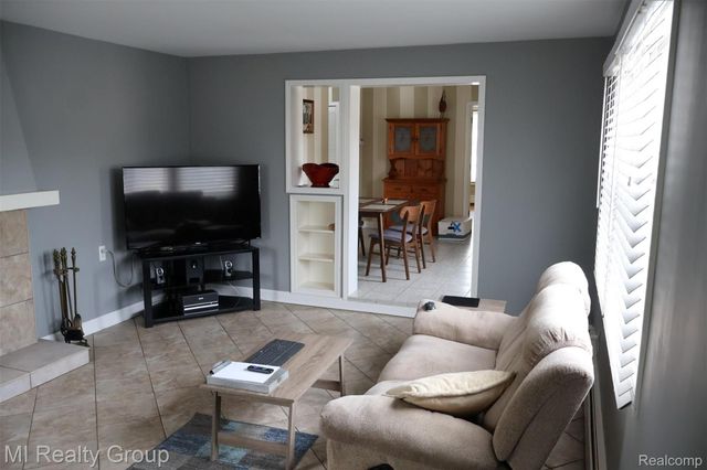 24800 Campbell Avenue, Warren, MI 48089