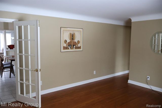 24800 Campbell Avenue, Warren, MI 48089