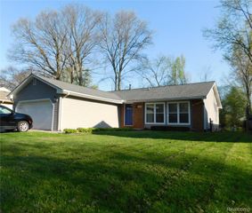 2759 Winter Drive, Troy, MI 48083
