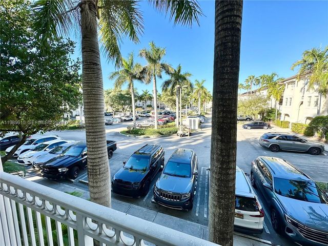 11403 NW 89th St 219, Doral, FL 33178