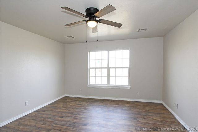 398186 W 3230 Drive, Ramona, OK 74061