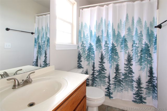 398186 W 3230 Drive, Ramona, OK 74061