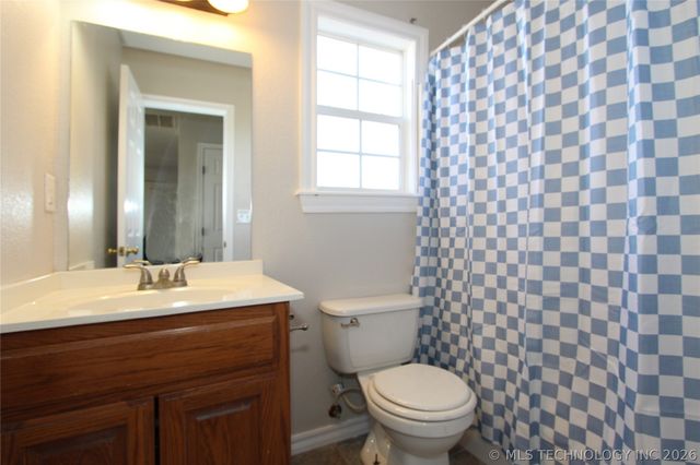 398186 W 3230 Drive, Ramona, OK 74061