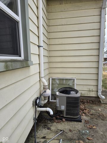 933 N Tuxedo Street, Indianapolis, IN 46201