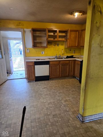 933 N Tuxedo Street, Indianapolis, IN 46201