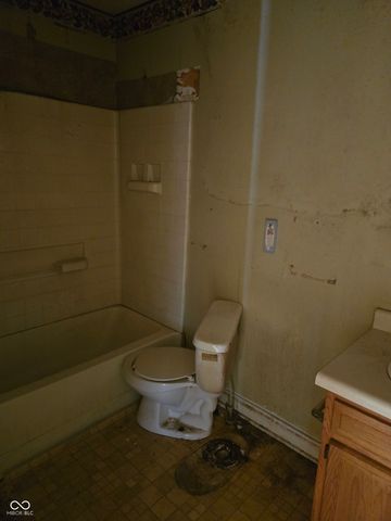 933 N Tuxedo Street, Indianapolis, IN 46201