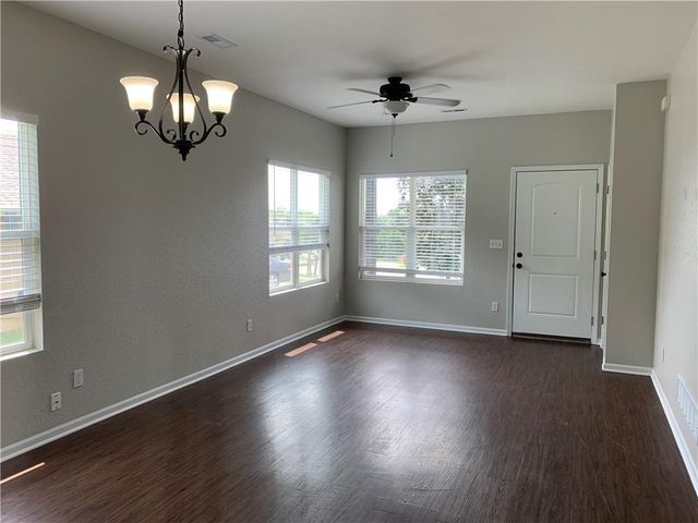 810 Riffle Drive, Pleasant Hill, MO 64080
