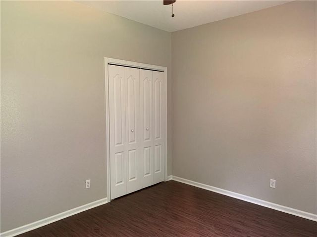 810 Riffle Drive, Pleasant Hill, MO 64080