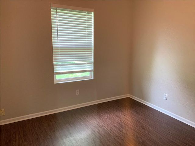 810 Riffle Drive, Pleasant Hill, MO 64080