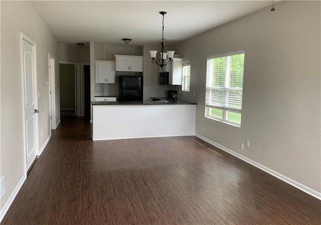 810 Riffle Drive, Pleasant Hill, MO 64080