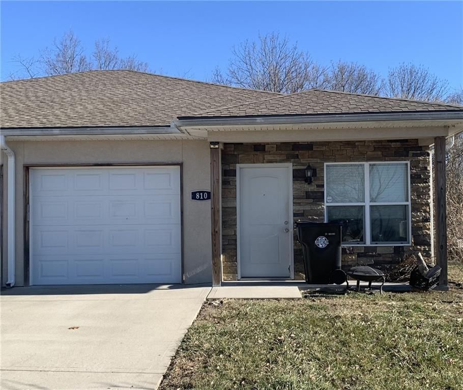 810 Riffle Drive, Pleasant Hill, MO 64080