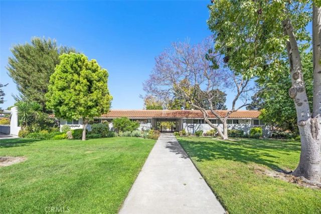 2110 Via Puerta N, Laguna Woods, CA 92637
