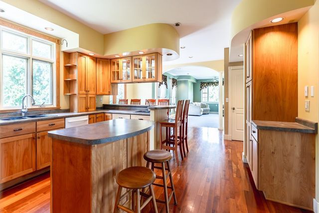 11 Tuttle Meadow Drive, Rutland City, VT 05701