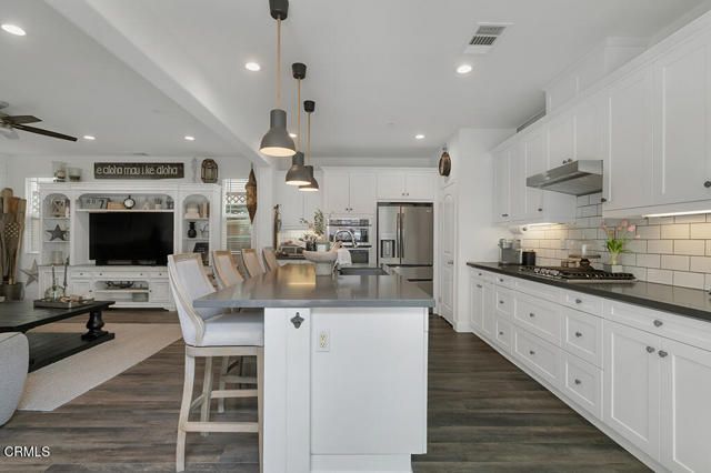 2672 Cedar Street, Ventura, CA 93001