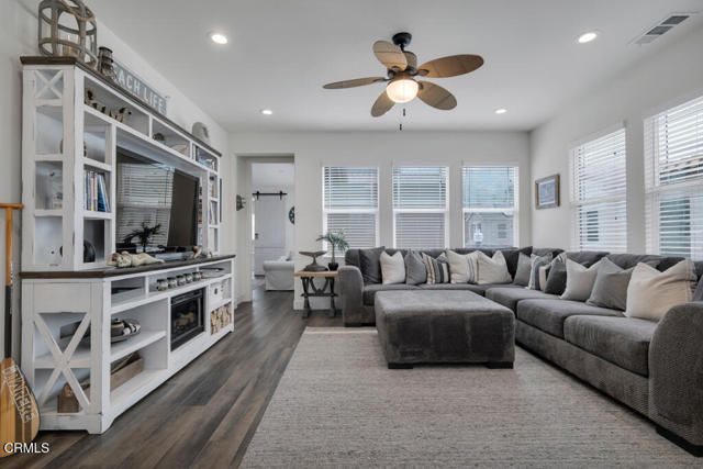 2672 Cedar Street, Ventura, CA 93001