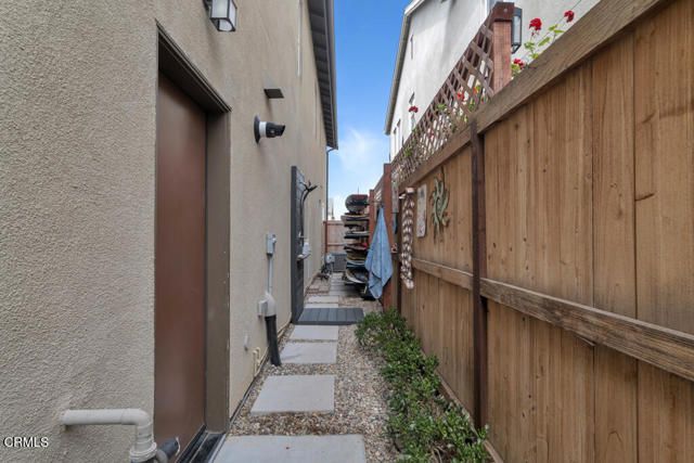 2672 Cedar Street, Ventura, CA 93001