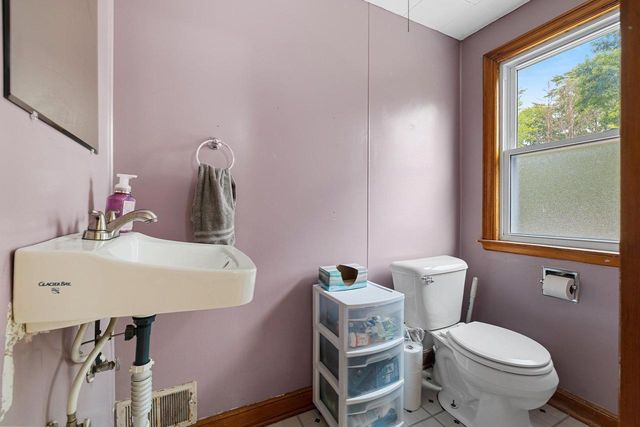 172 WILLIAMS STREET, Pulaski, WI 54162