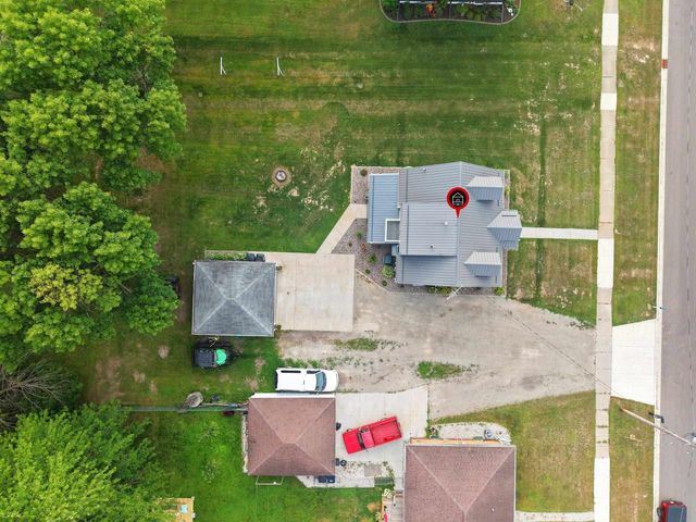172 WILLIAMS STREET, Pulaski, WI 54162