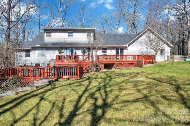 10 High Meadows Drive, Candler, NC 28715