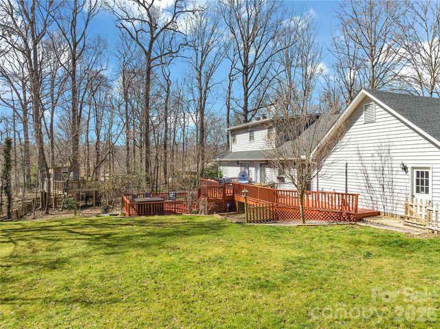 10 High Meadows Drive, Candler, NC 28715