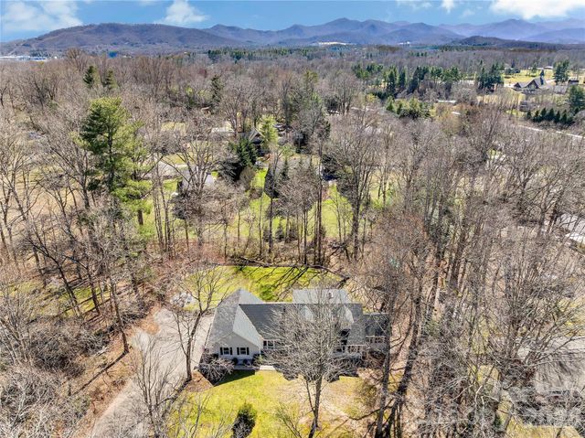 10 High Meadows Drive, Candler, NC 28715