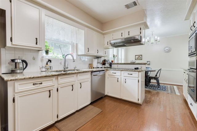 6815 Seinfeld Court, Houston, TX 77069