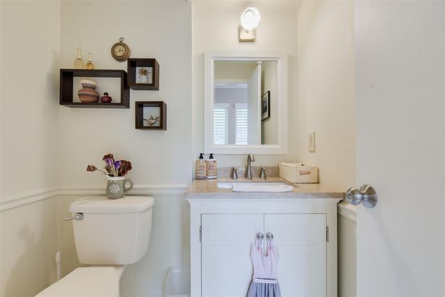 6815 Seinfeld Court, Houston, TX 77069