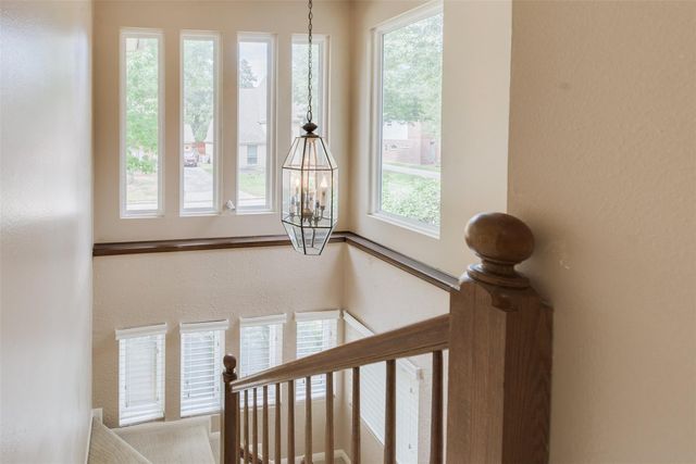 6815 Seinfeld Court, Houston, TX 77069