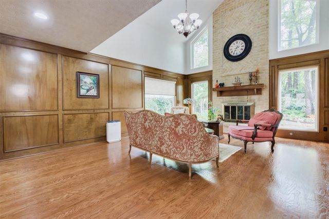 6815 Seinfeld Court, Houston, TX 77069