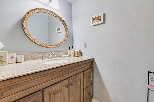6815 Seinfeld Court, Houston, TX 77069