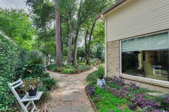 6815 Seinfeld Court, Houston, TX 77069