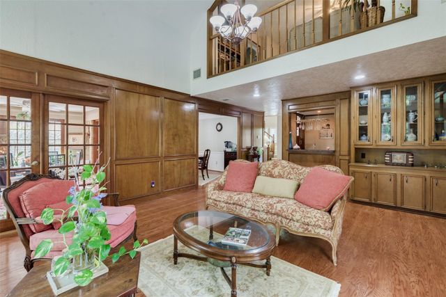 6815 Seinfeld Court, Houston, TX 77069