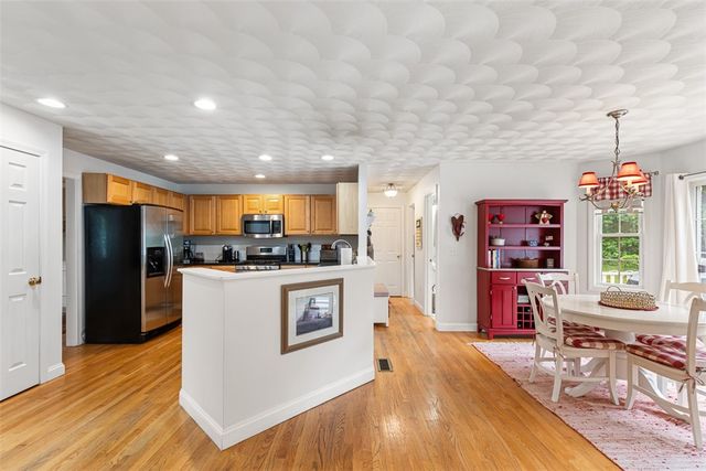 104 Birchwood Drive, South Kingstown, RI 02879