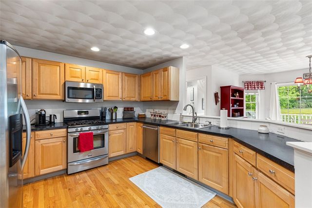 104 Birchwood Drive, South Kingstown, RI 02879