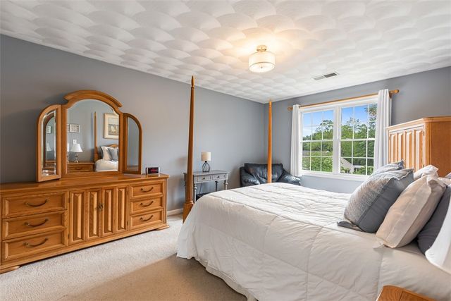 104 Birchwood Drive, South Kingstown, RI 02879