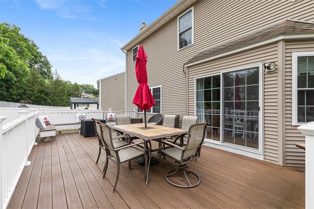 104 Birchwood Drive, South Kingstown, RI 02879