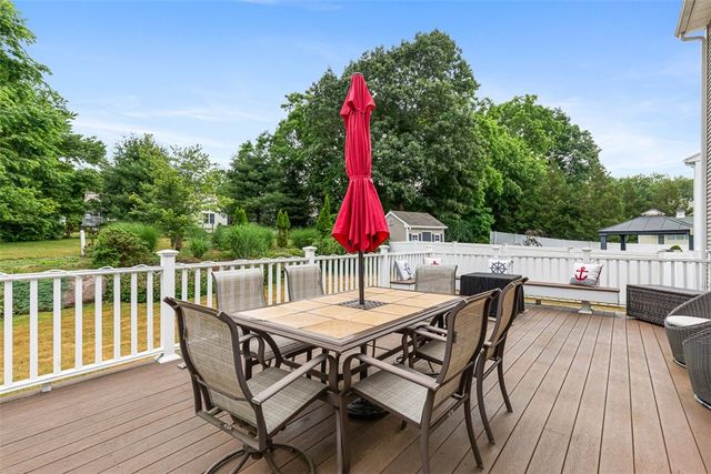 104 Birchwood Drive, South Kingstown, RI 02879
