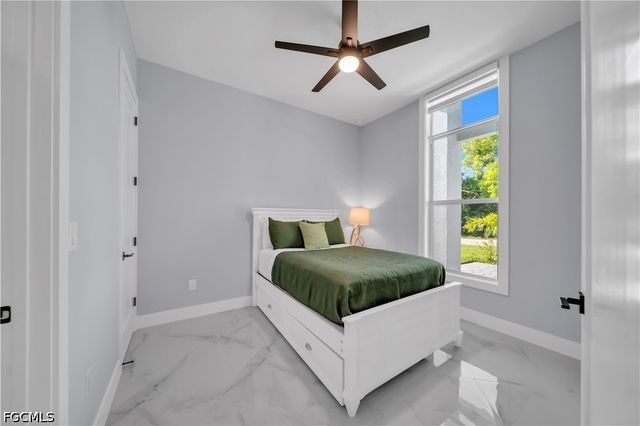 329 NE 6th ST, Cape Coral, FL 33909