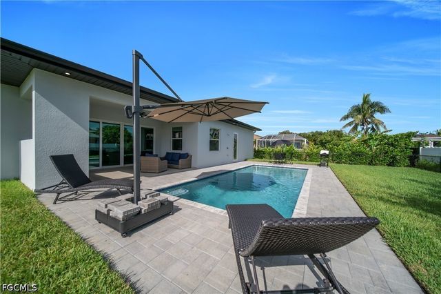 329 NE 6th ST, Cape Coral, FL 33909