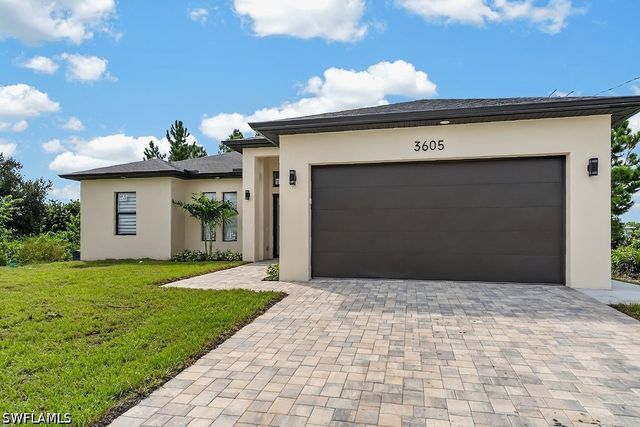3605 18th ST SW, Lehigh Acres, FL 33976