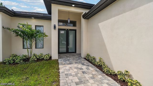 3605 18th ST SW, Lehigh Acres, FL 33976