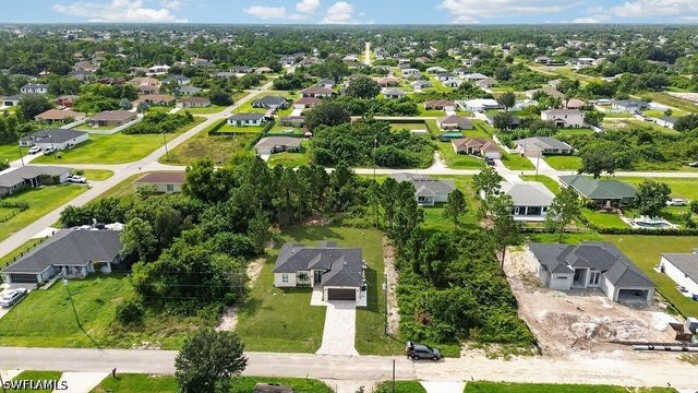 3605 18th ST SW, Lehigh Acres, FL 33976